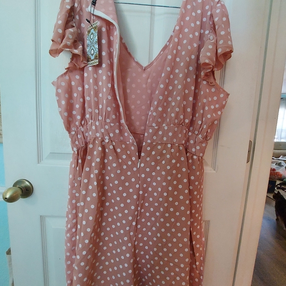 Boo Hoo Women Polka-dot Pink Romper sz US 20 - Picture 4 of 6
